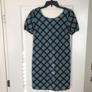 Short Sleeve Patterned Shift Dress